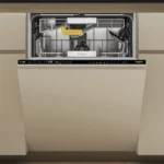 Whirlpool W8I HP42 L built-in dishwasher MaxiSpace SpaceClean rack